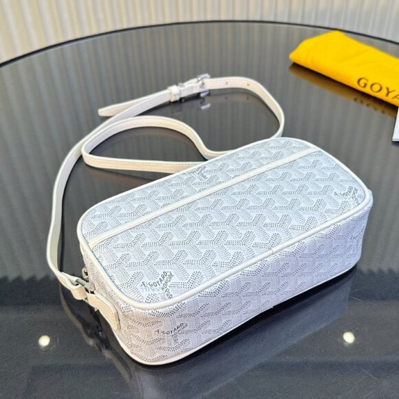 Goyard Handbags - Picture 6 of 9